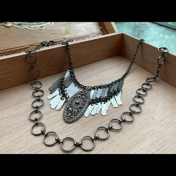 Vintage inspired necklace - Picture 2 of 2